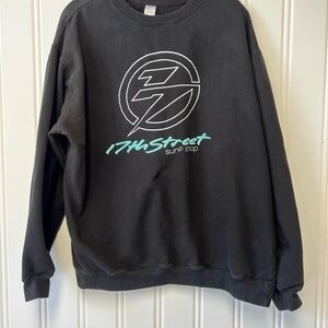 Black Sweatshirt 17th Street Surf Shop. 2x